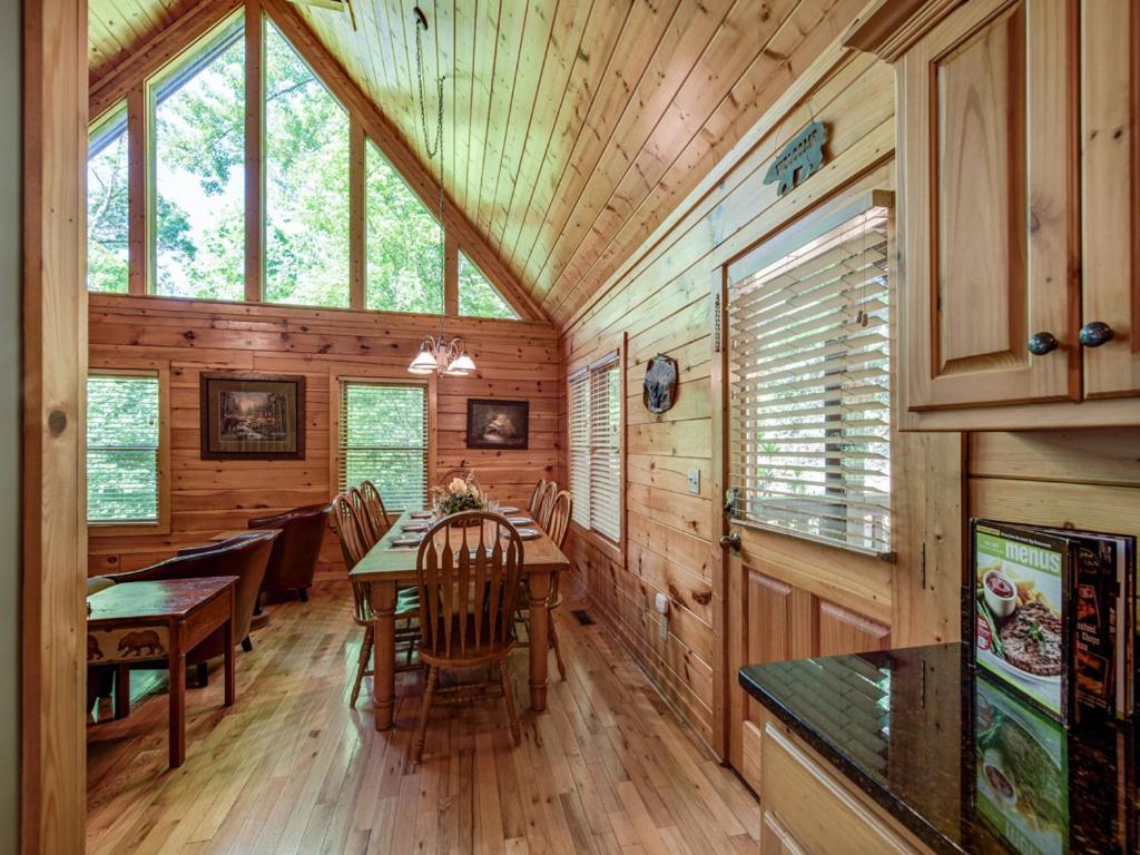Bear'S Corner, 3 Bedrooms, Wifi, Pool Table, Hot Tub, Wifi, Sleeps 10 Gatlinburg Exteriér fotografie
